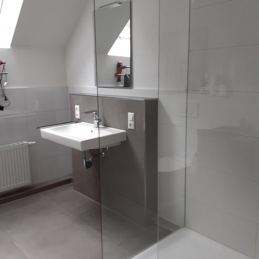 Grosszuegige,98M2 Grosse Wohnung In Stadtnaher Traumlage, Nur 200M Zum Stadtpark Oldenburg Kültér fotó